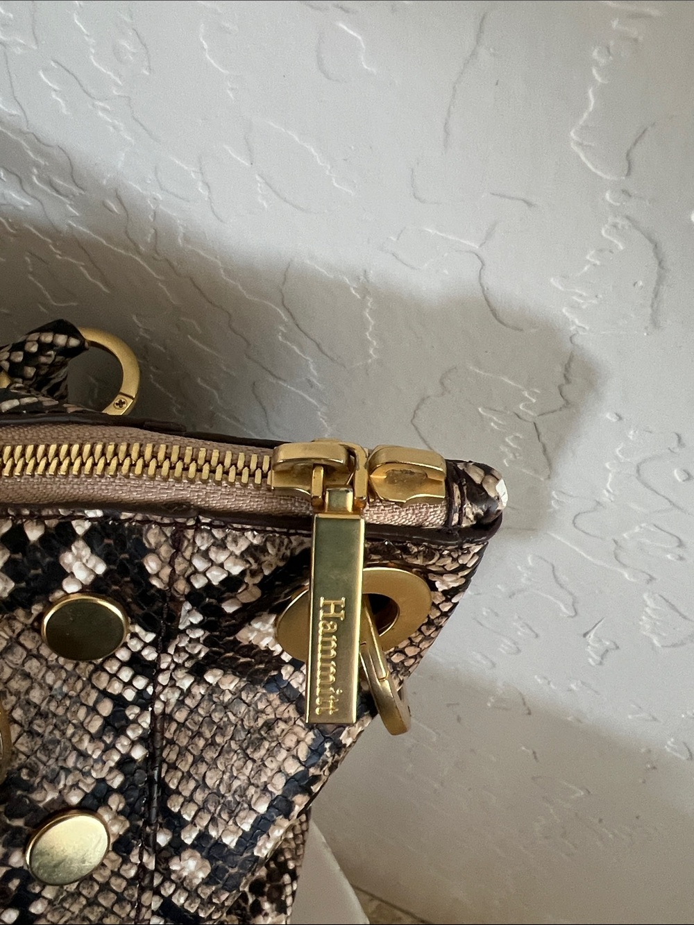 Hammitt Daniel Medium Snake-Print Shoulder Bag with Gold Hardware in Brown Blk - Picture 3 of 8